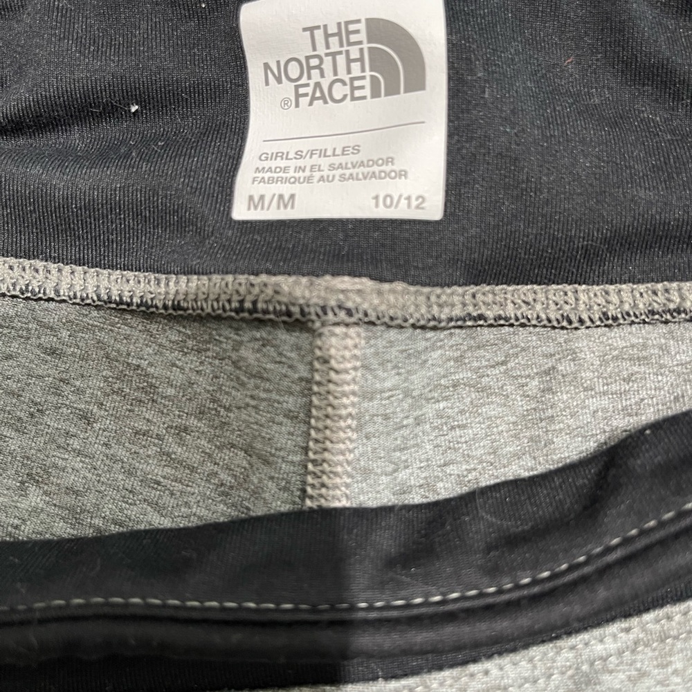 North face size medium - Picture 3 of 3